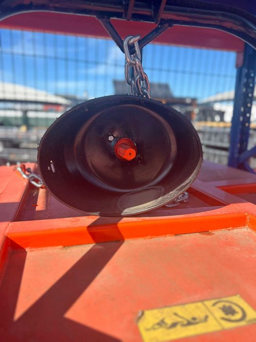 Capinadeira / corta mato / reforçadas / fabrico Nacinal /Garantia