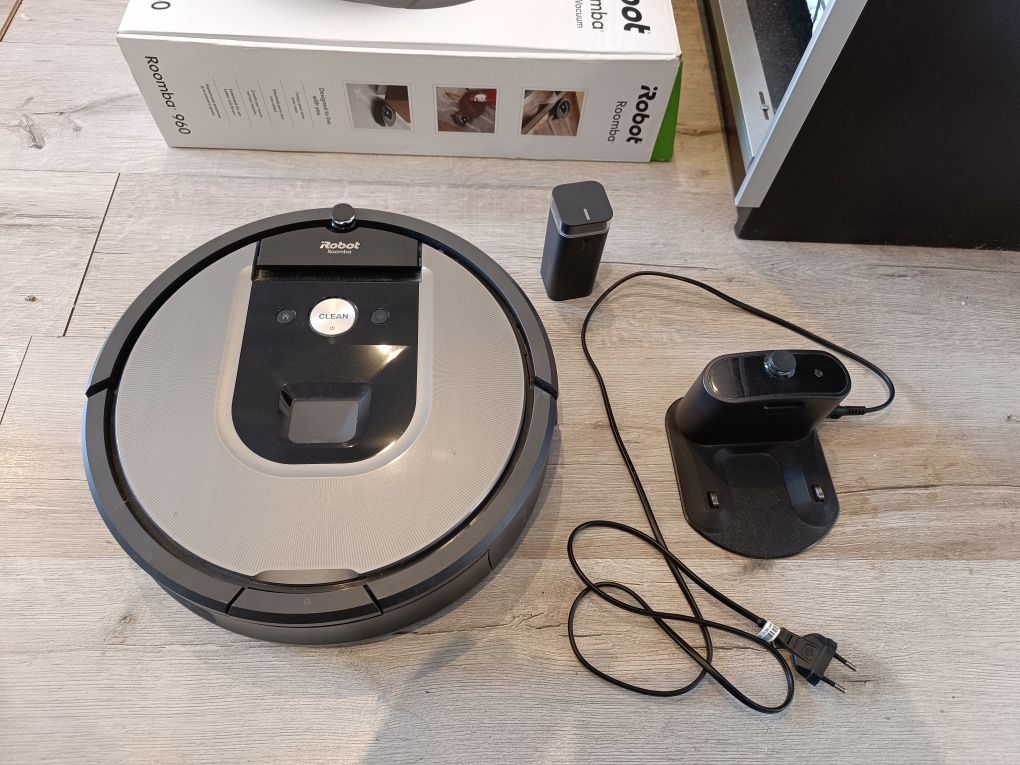 Roomba 960 - usada