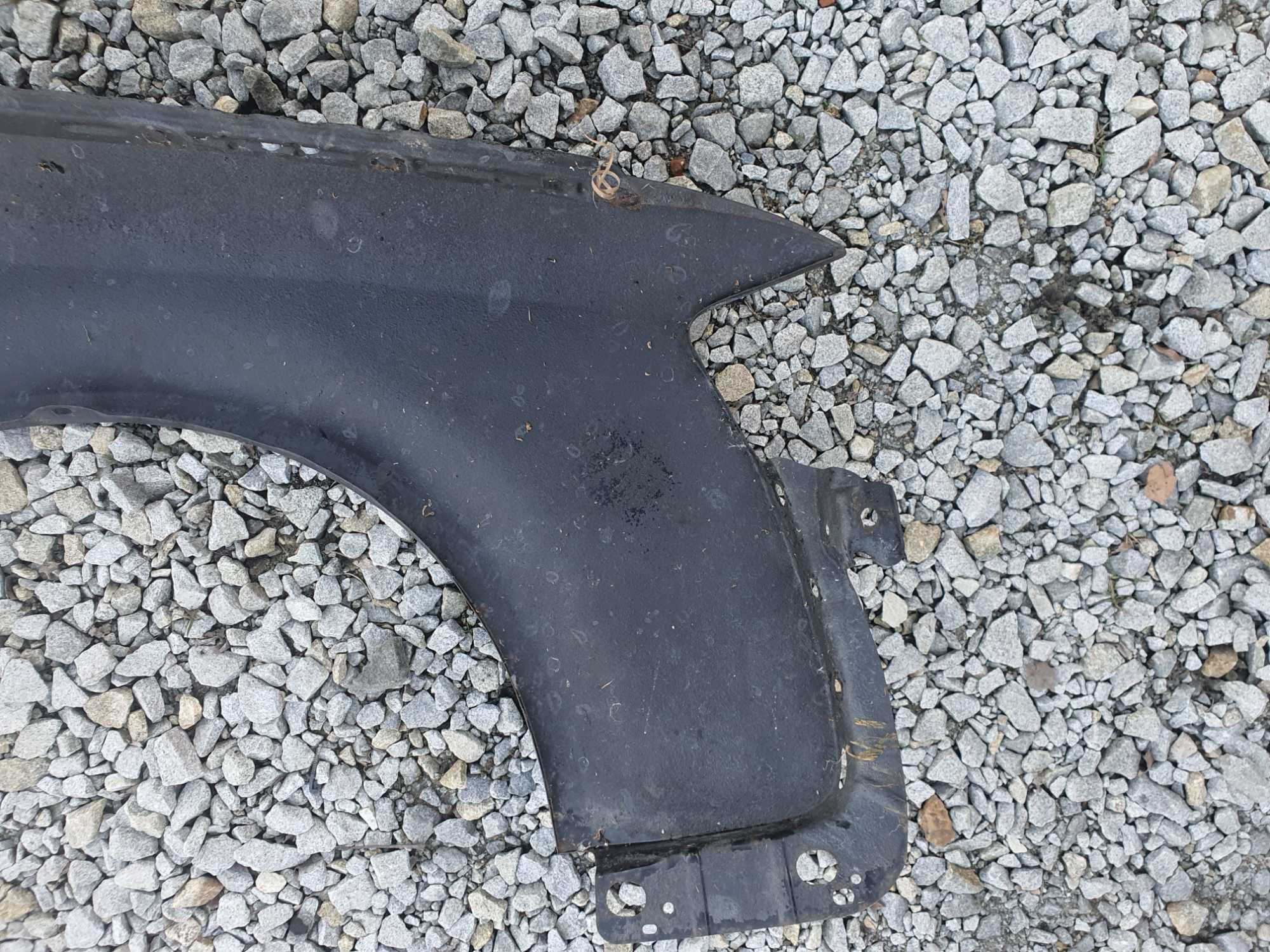 Audi A4 B6 błotnik lewy przód kolor granatowy LY5K 30-2