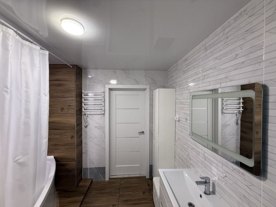 Продам 2-комн.квартиру с ремонтом /Левый Берег