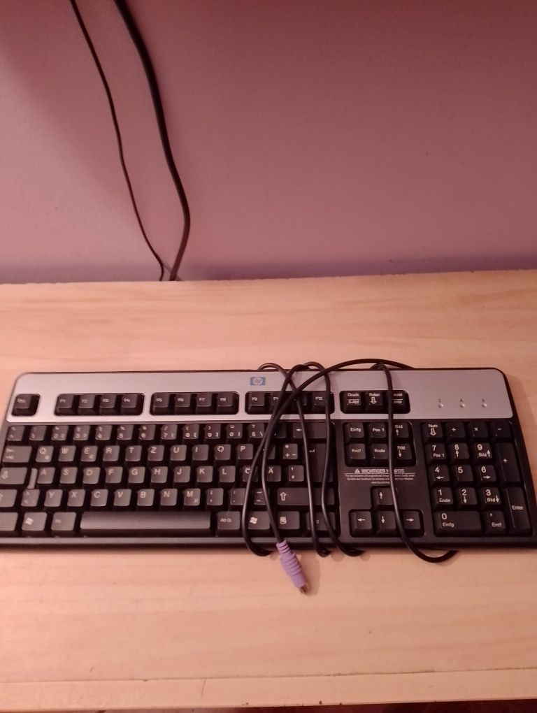 Klawiatura multimedialna