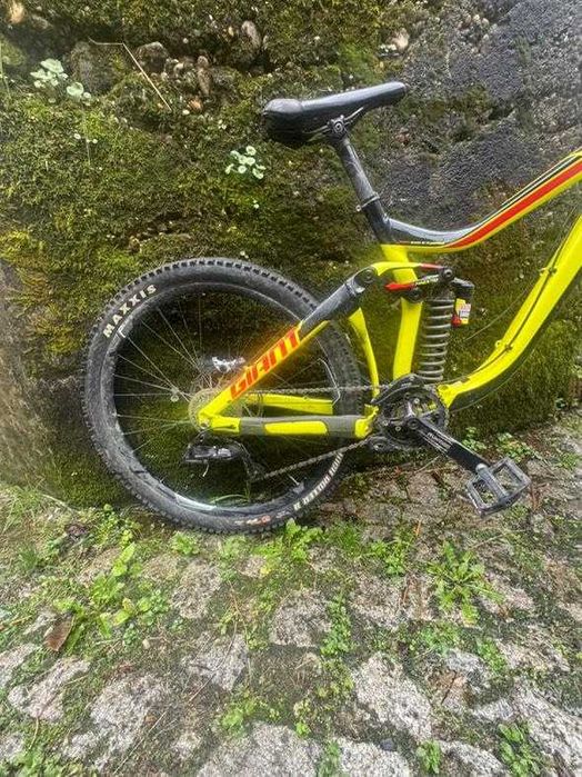 Bicicleta downhill