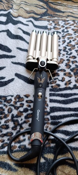 Продам утюжок на 5 волн