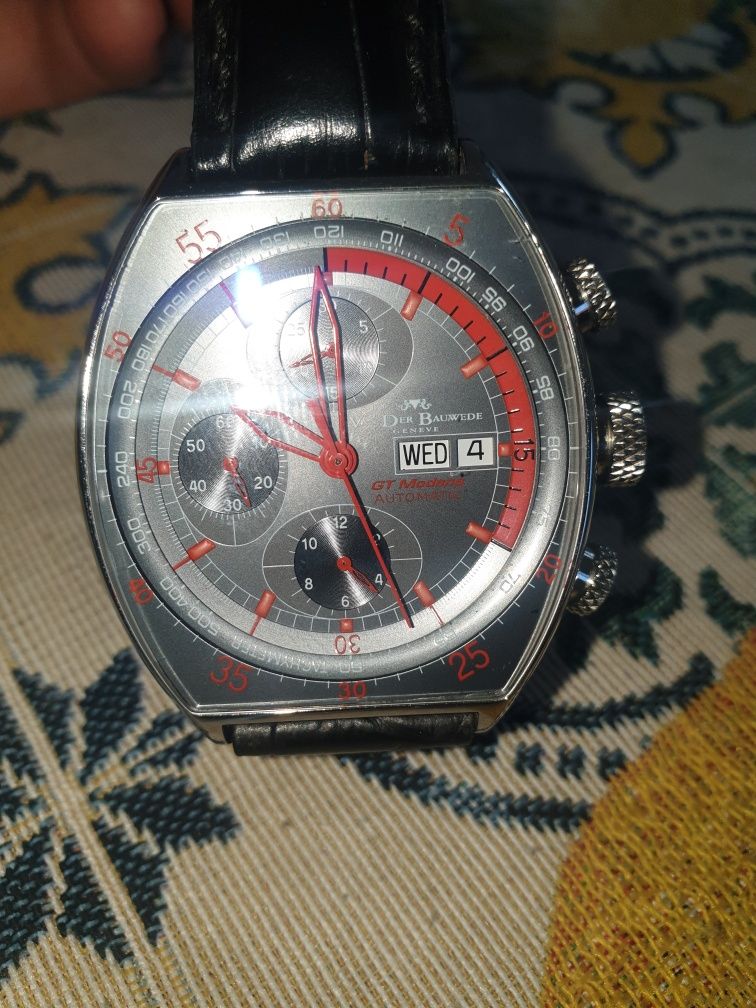 Редкие часы Van der Bauwede GT1 Modena