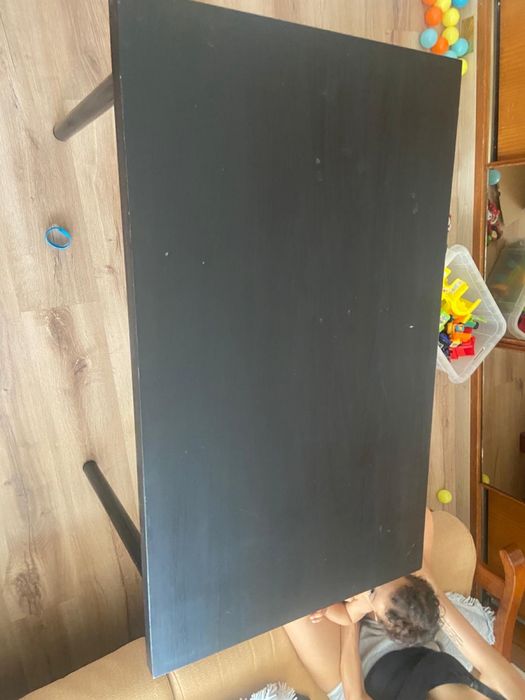 Vendo mesa pra 4 cadeiras