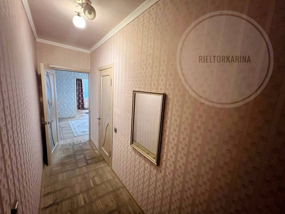 Космонавтів/зуп. Рассвет Продаж 2к квартири на 3 поверсі з 3