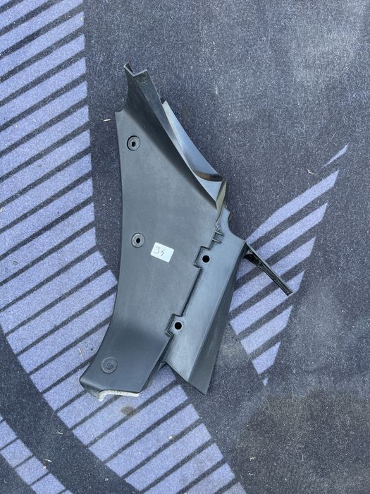 Oslona chlodnicy wypełnienie prawe Yamaha r7