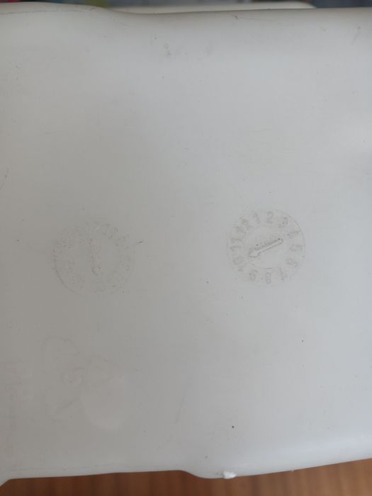 Бачок омивача toyota corolla