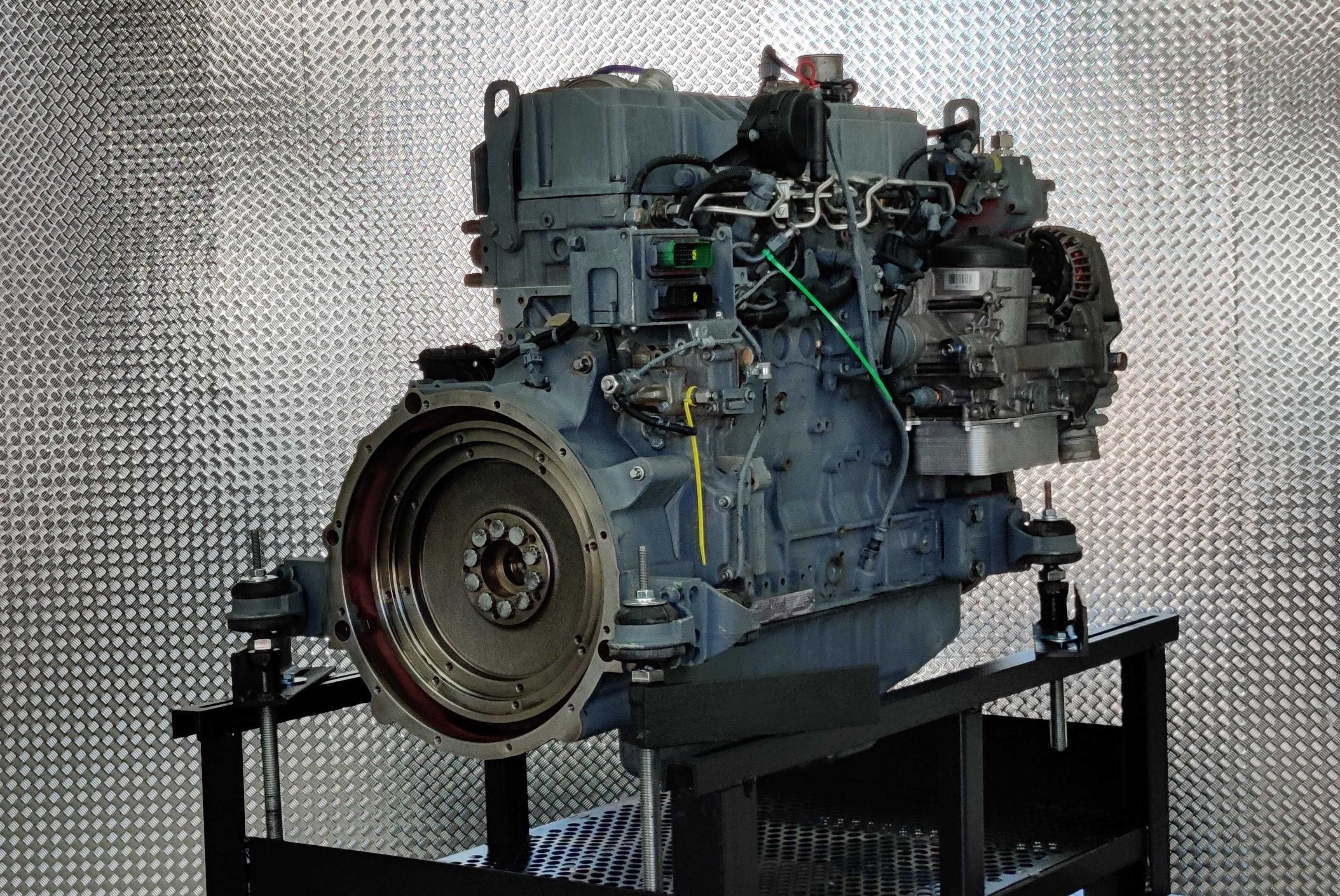 Remont silnika Deutz TCD7.8 L6 - do ładowarki, koparki, ciągnika itp.
