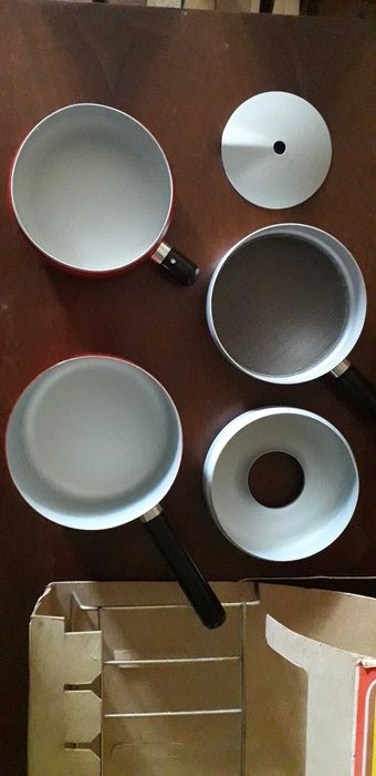 Набор посуди "Колобок 3" СССР, фляга,  банки для сипучих, миски, ковш