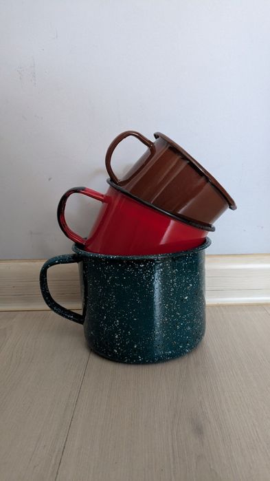 Kubki emaliowane, vintage