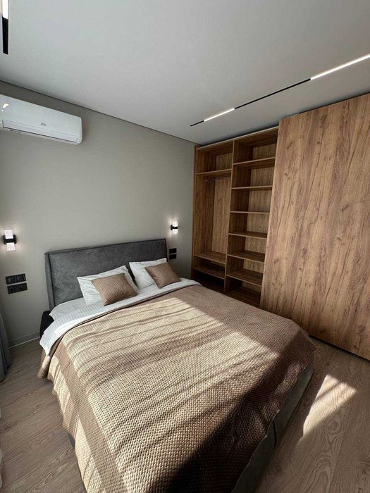 Оренда видової 1-кім квартири в ЖК "White Lines" вул. Васильківська 1