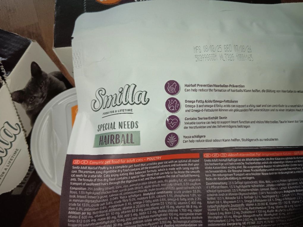 Odkłaczający zestaw dla kota Smilla Hairball