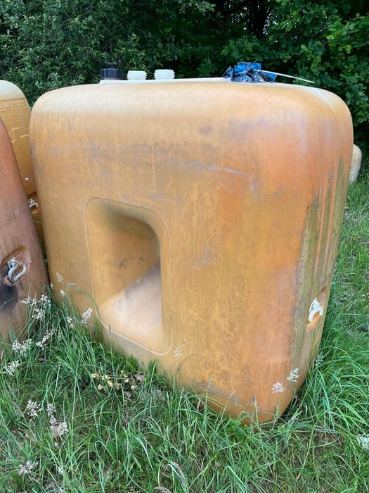 Zbiorniki mauser 2000l /1500l /1000 na wodę szambo paliwo