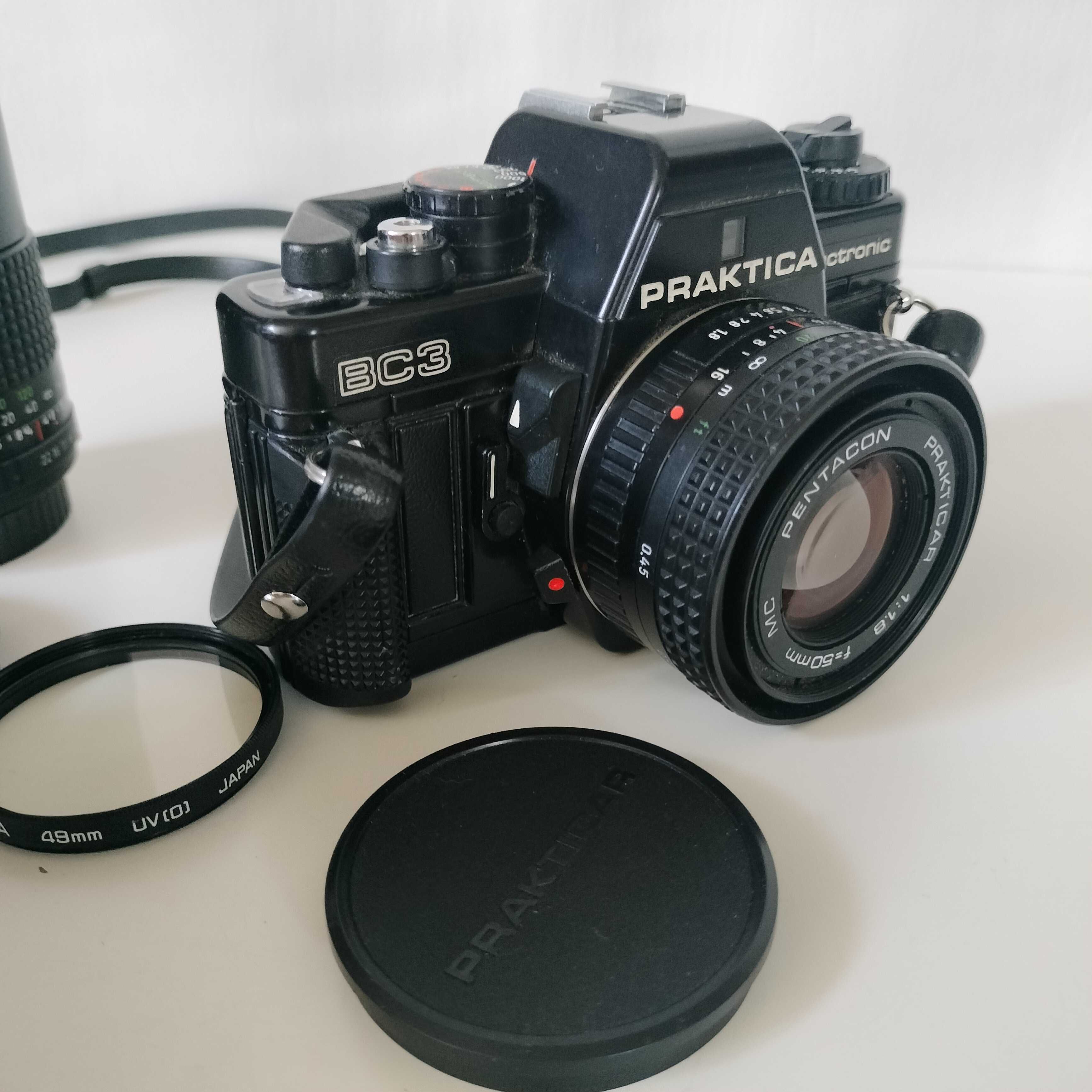 Praktica BC3 Pentacon Prakticar1.8/50 MC 50mm 1.8 135mm 2.8