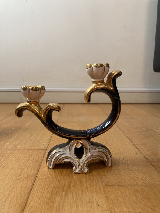 Conjunto RB Alcobaça em porcelana azul e dourada