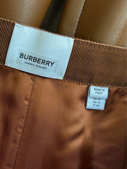 Нова юбка Burberry. Оригінал.