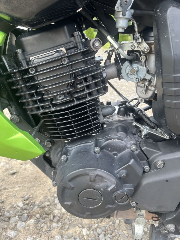 yamaha fzs 150.