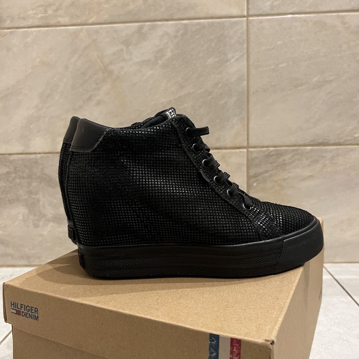 Кроссовки полуботинки женские tommy hilfiger