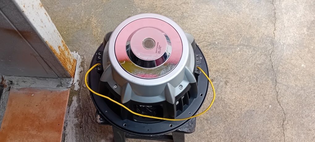 Subwoofers JBL -Inovate-Toxic
