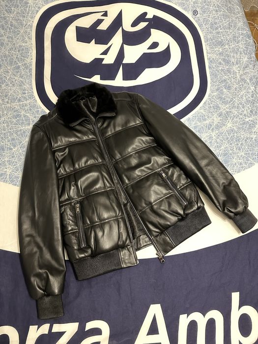 Продам шкіряну куртку пуховик на хутрі