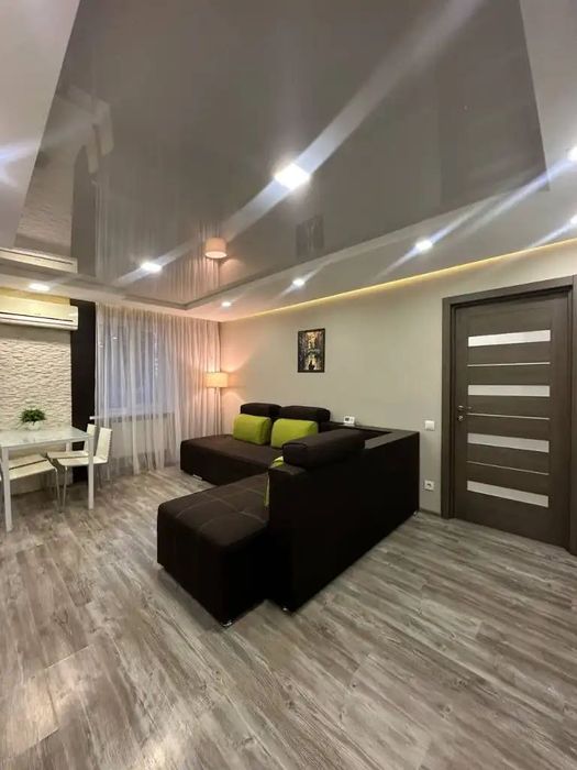 Сдам 2к квартиру р-н пр. Науки (Гагарина) /Запорожское шоссе