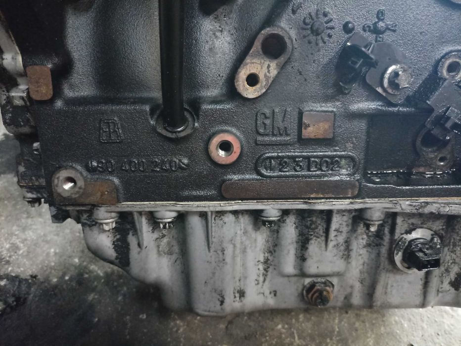 Двигун мотор Опель 2,2 дизель  Оpel Y22DTR