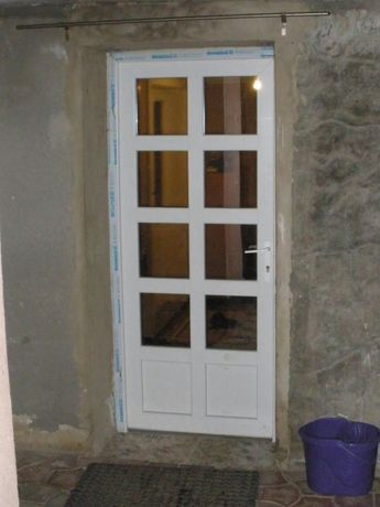 Металопластикові вікна та двері