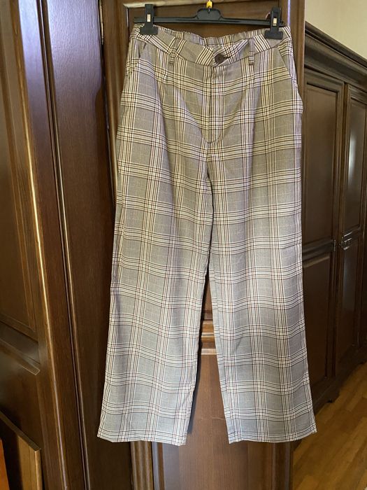 Calças novas Divided, tamanho L