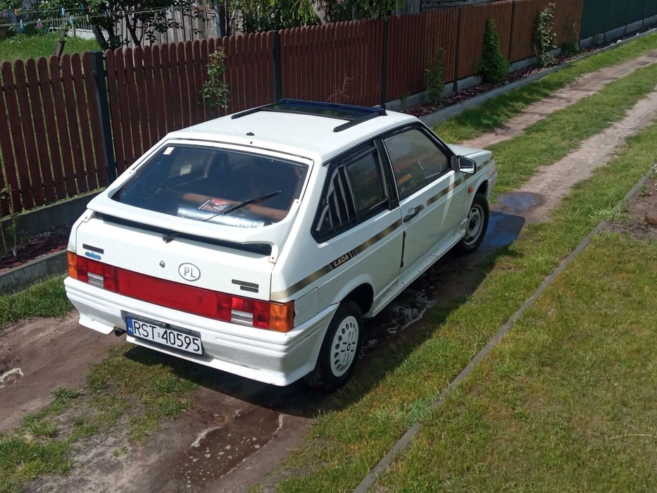 sprzedam lada samara