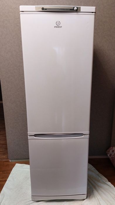 Холодильник Indesit SB 185.027