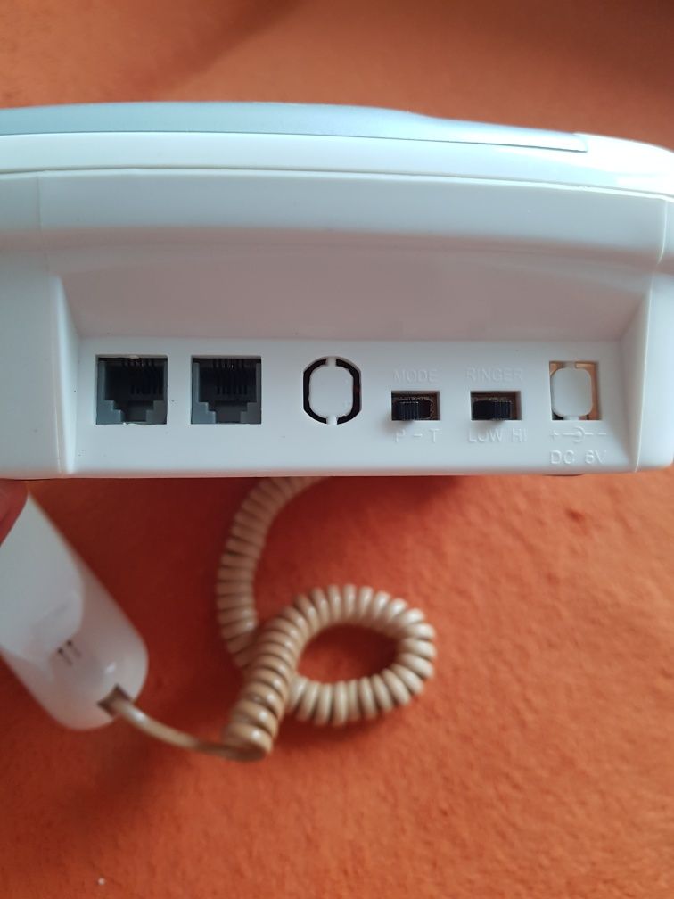 Telefon stacjonarny castel ctl 833