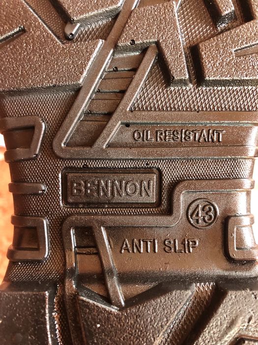 Продам нові берци