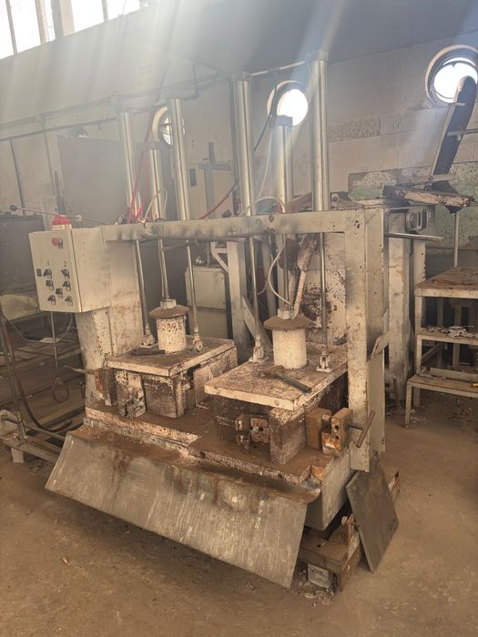 Unidade de Fundição Ceramifor CGF200 + Estufa de Gesso