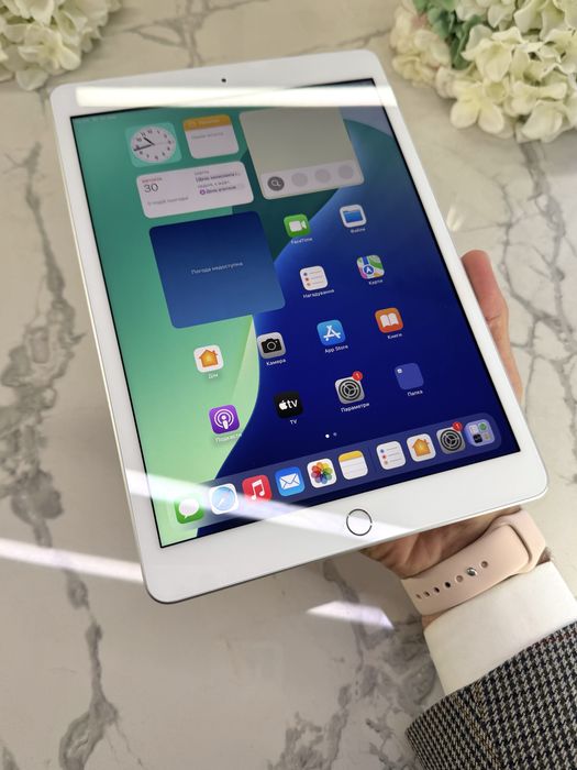 Ідеальний iPad 8 Silver LTE Neverlock 32GB Уцінка (Магазин Гарантія)