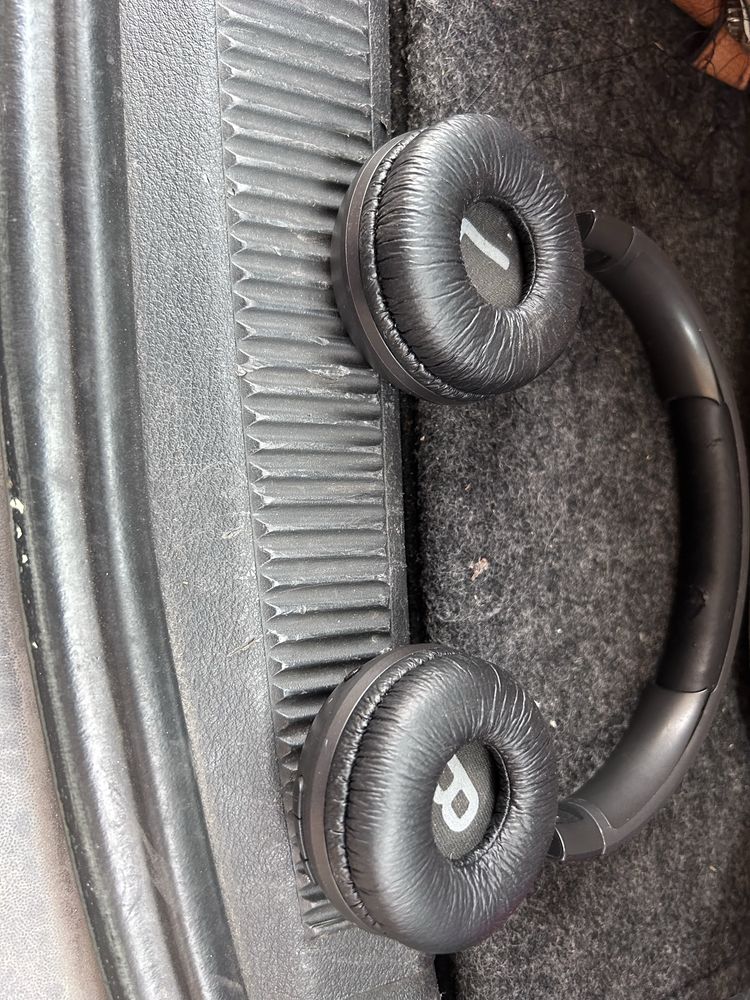 Słuchawki JBL Bluetooth