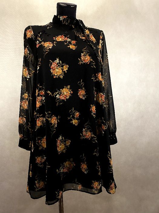 Sukienka mini zara luźna oversize S M 36 38 kwiaty prosta elegancka