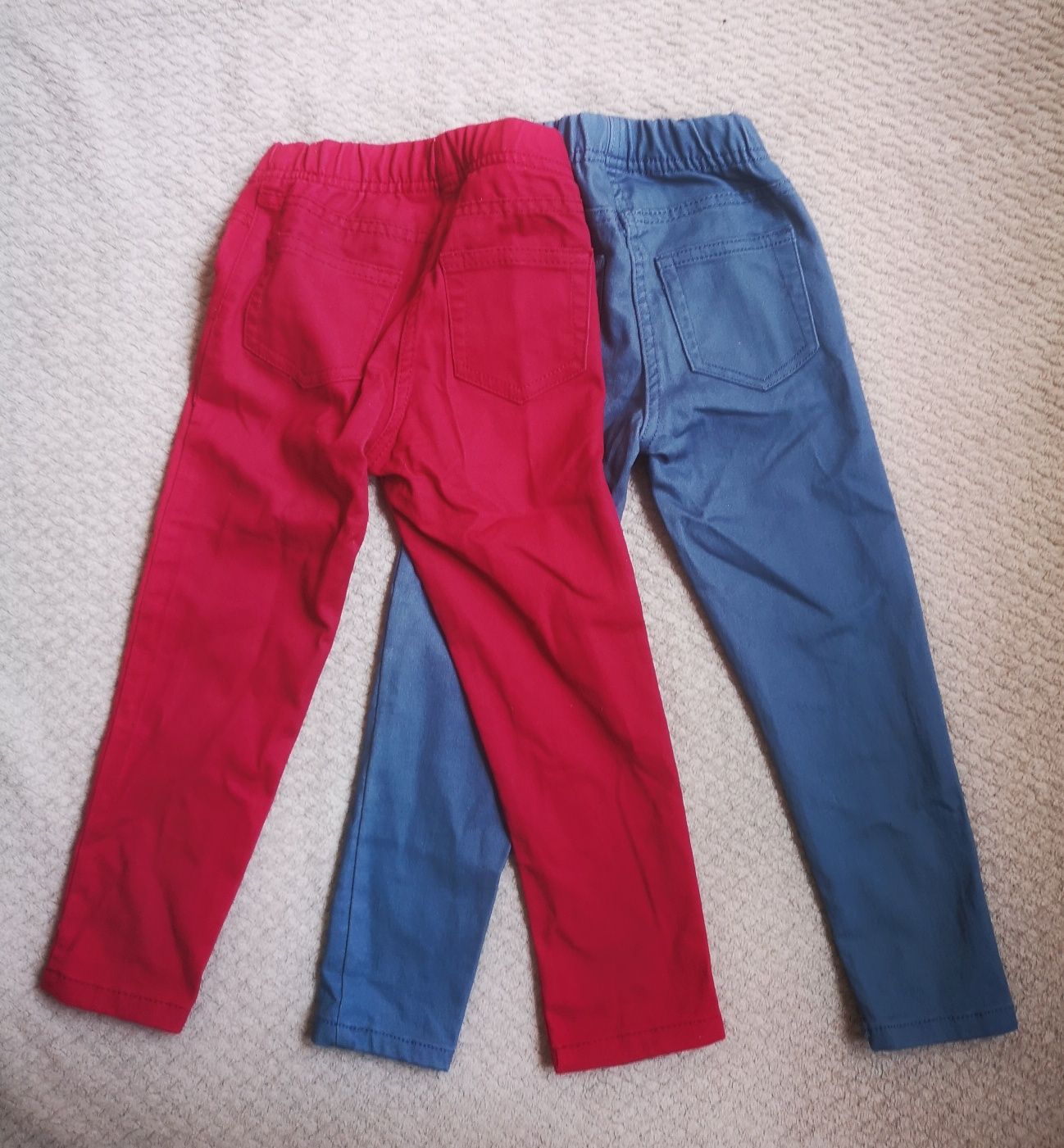 Nowe 2 pary spodni dla dziewczynki rozmiar 98/104.