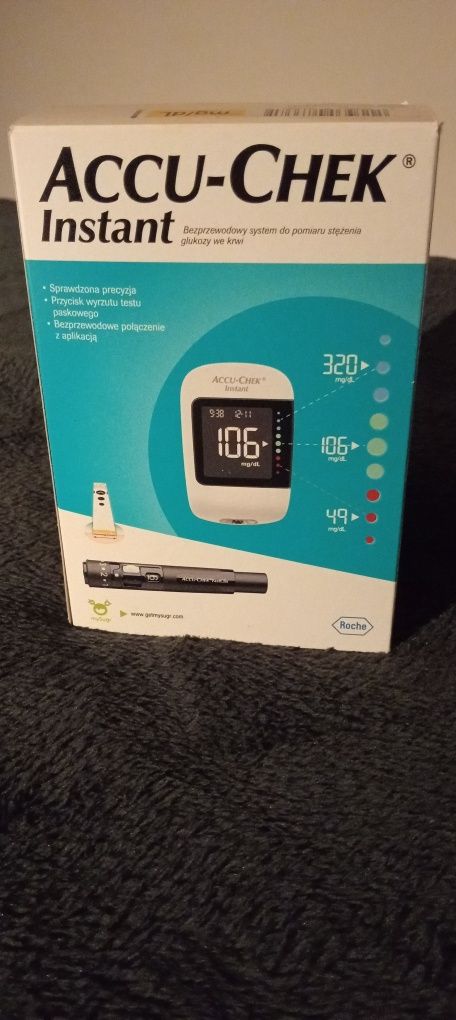 Glukometr Accu-Chek Instant