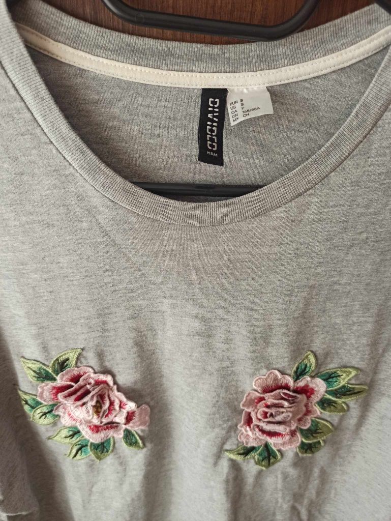 Szara bluzka z różami S H&M długi rękaw naszywki róże