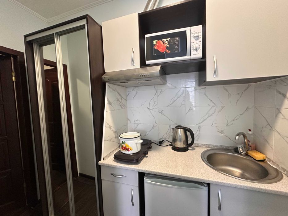 Шпиталь 1хв.пішки. Подобово смарт-квартира м.Наукова.