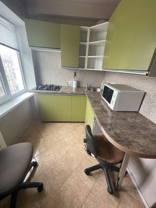 Однокомнатная от хозяина!Метро 3 мин!!!Без комисии.