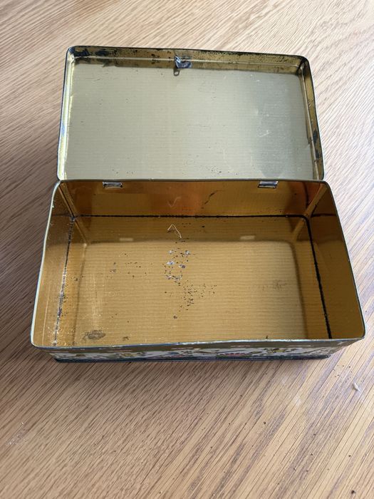 Caixa de bolachas marca “Triunfo” - Fábrica Favorita