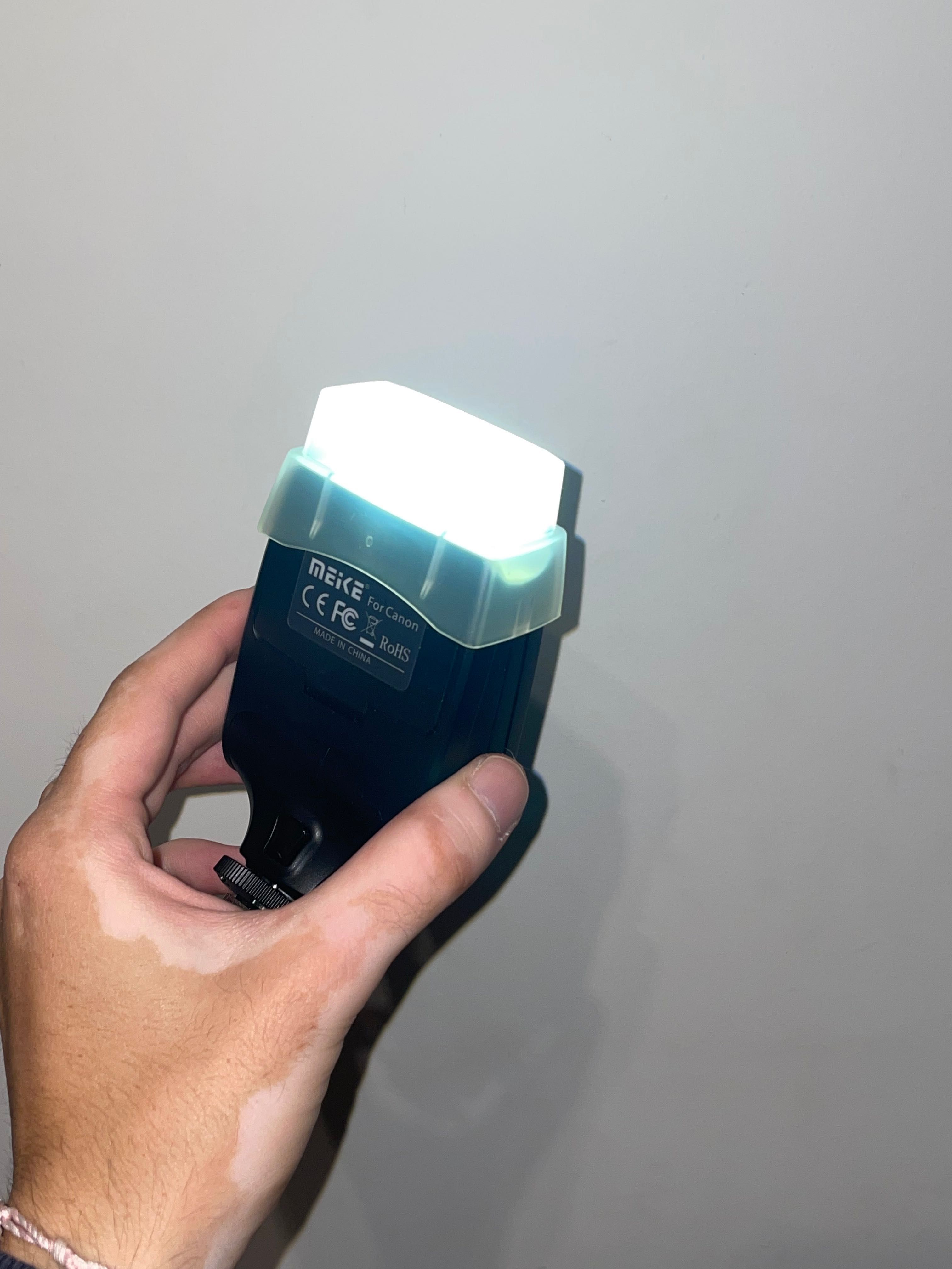 Flash Meike Speedlite MK320