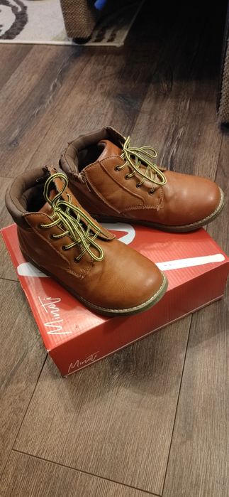 Buty chłopięce Minoti rozm 33