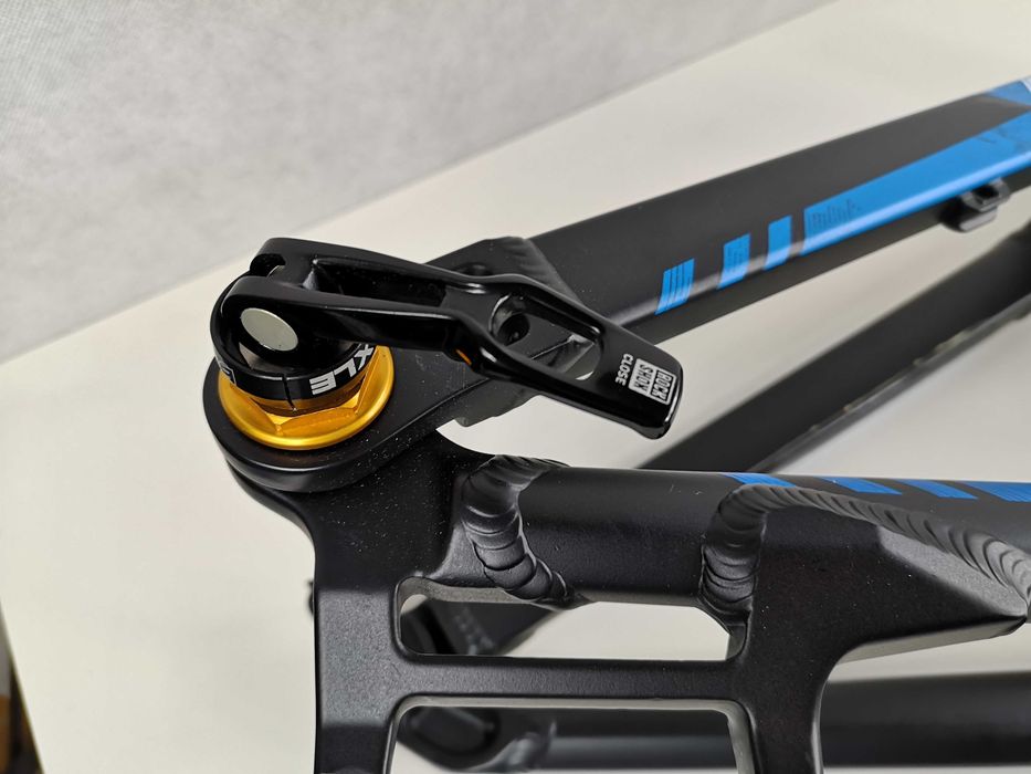 Nowa rama BERGAMONT Straitline team DH / S / 26"