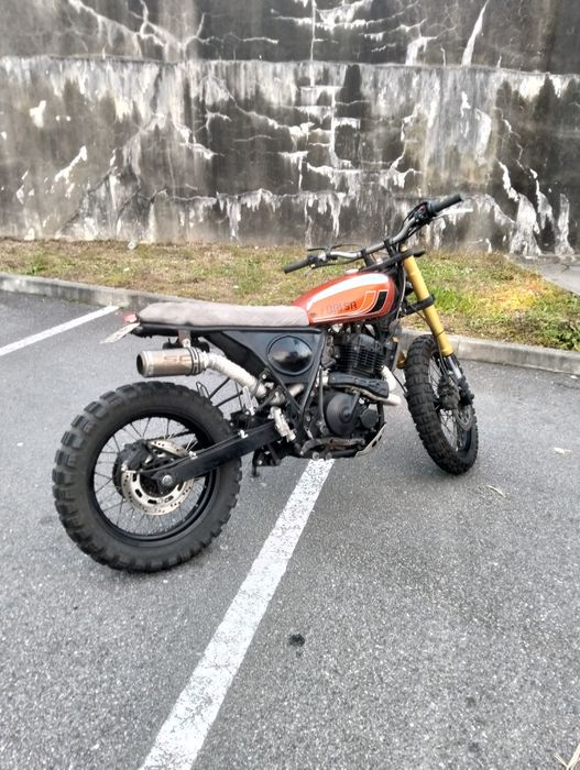 Suzuki scrambler