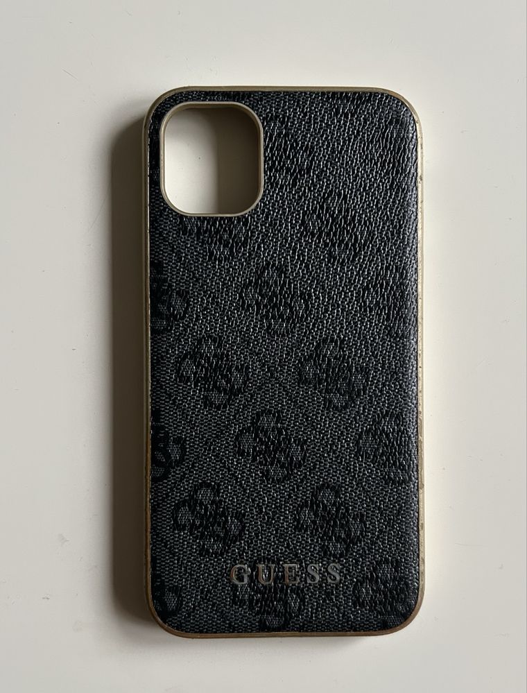 iPhone 11 Guess Case Etui Pokrowiec
