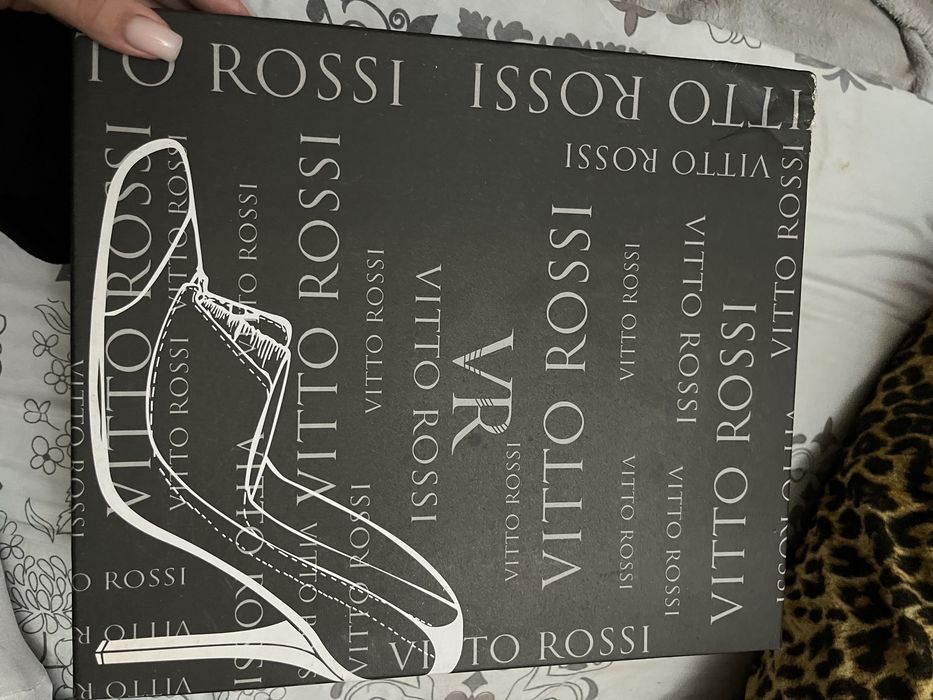 Продам нові ботильйони Vitto Rossi