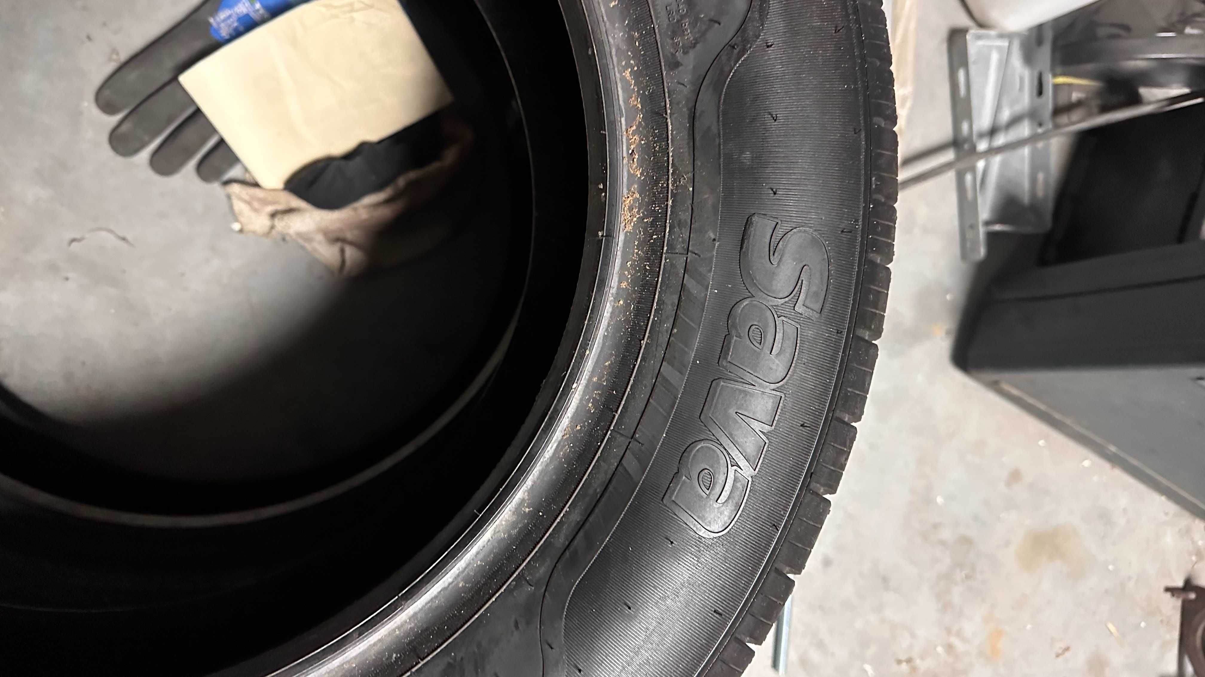 opony 205/65r15C 4 szt nowe bus